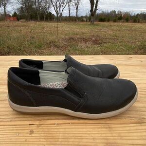 Umberto Raffini black leather slip on sneakers Bailey